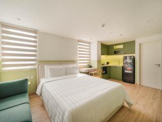 Little Charm Boutique Hotel - 1