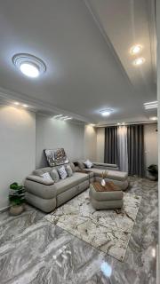 Luxury Living First-stay furnished 3BRs Apt - 0