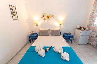 Lunar Seaside Hotel - Períssa - 6