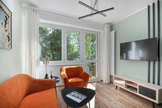 Przestronny Apartament z 3 Sypialniami i Balkonem Idealny do Pracy Zdalnej by Renters Prestige - 0