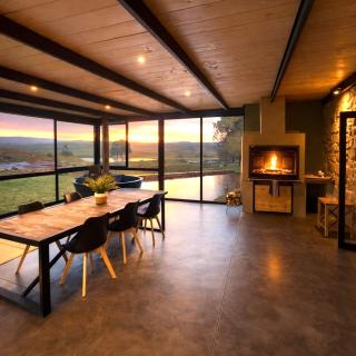 Riverside Villa Fly Fishing Wood-Fired Hot Tub - 8