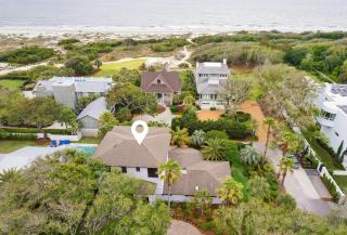 The Tower House at East Beach - 4204 Nineth Street - 2