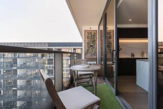 The Parkhouse - Riverside Living with Pool and Sauna - 9
