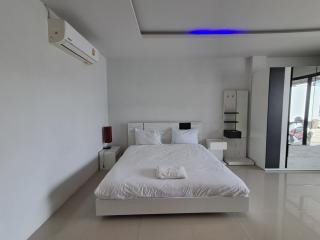 Sleek Modern Studio in Rawai, Phuket - 8