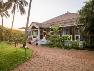 Claro Stay - Esperanza Villa Private Pool Walkable to Candolim Beach - 8