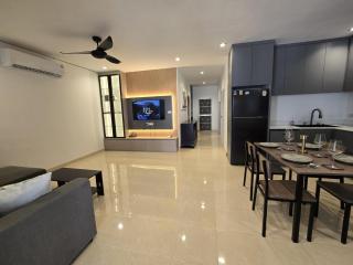 2BR Condo Near City Center (NG430) - 2