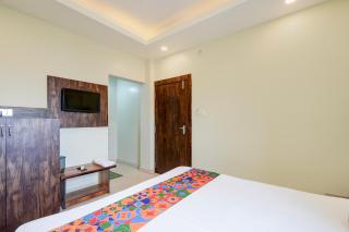 FabHotel Jagadish Palace - 1