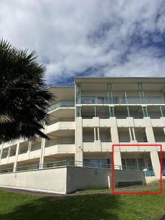 Studio au calme avec piscine, face golf, parking gratuit, tout à pied à 10mn centre ville - 8
