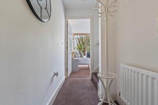 #160 Cozy House at Electric Wharf-For Contractors - 8