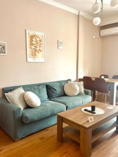 AV Luxury Accommodations 4 - Penthouse - 0