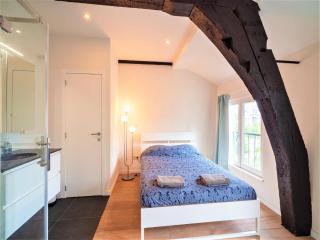 12-Guest Apartment on the Main Square - 5