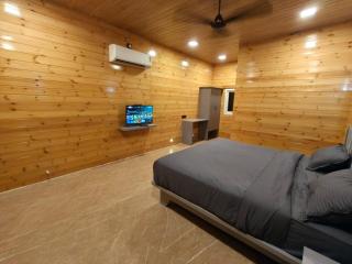 Mount Bliss Resort - 8