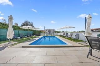 Modern Villa Angelina in Poreč - by Istrabook - 7