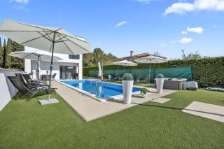 Modern Villa Angelina in Poreč - by Istrabook - 1
