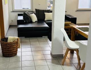 Loft im Fabrikstil mit 2 eigenen Schlafzimmern mit Wlan und Parkplatz - 4