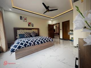 Signature Stay - 8
