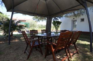 Apartment Klaudija with private garden - 2