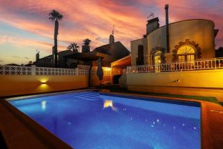 Private Villa with pool - 3