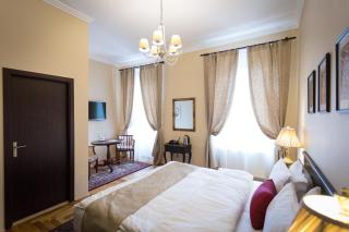 Drachenhaus - Braşov - 6