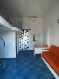 Agenzia Isotur LOCANDA NONNA GIULIA 31 VISTA MARE- Soppalcata - 2