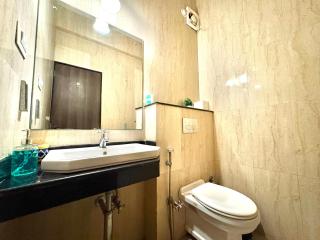 Luxury 3BHK Sea View Apartment with Pool Access & WiFi - Goa - 2