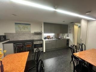 Premium Business & Holiday Apartments P12 - 8