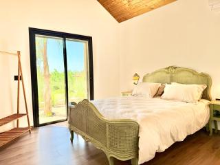 Kenz Essia chalet in a private farm with pool - 9