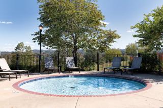 Mountain Vista Resort Studio Apartment - 8