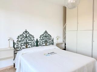 SE256 - Senigallia, bilocale con ampio terrazzo vista mare - 1
