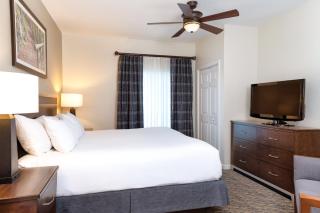 Mountain Vista Resort Studio Apartment - 1