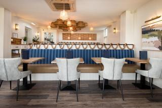 Beach House Hotel - 2
