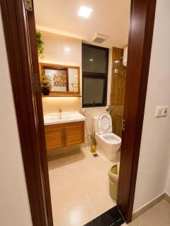 Qudrah Lavish Apartments - 9