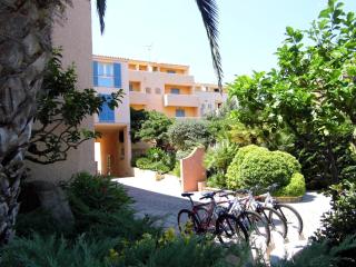 RESIDENCE Le Nereidi con PISCINA - PARCHEGGI - La Maddalena - 0