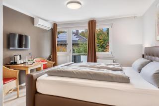 Hotel Alpenrose - 1