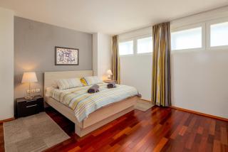 ANTHEA's TOP of SPLIT CENTRE PENTHOUSE - 2