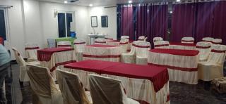 Hotel Regal Heights - 7