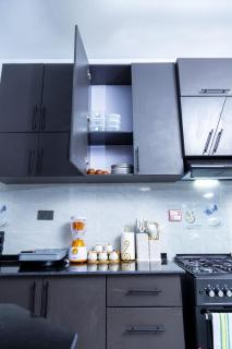 Luxury 6BR, 5 Baths, Sleeps 13 penthouse BBBNation Oasis Kibagabaga - 9