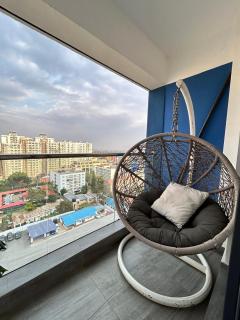 Executive elegant wanderers rest three bedroom apartment with amazing city views, swimming pool ,gym and private ample parking space which offers not only comfortable but also luxurious lifestyle - 8