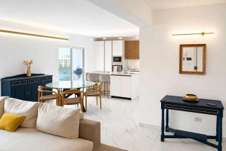 Sea View 3BR Apartment, St George's Bay, Paceville - 4