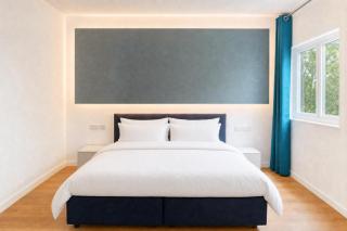 Sea View 3BR Apartment, St George's Bay, Paceville - 2