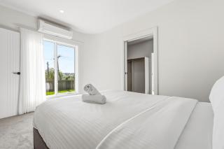 Stylish, Renovated Family Home in Box Hill North - 1