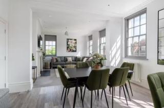 Luxury 3BR Home In Woburn | Free Parking - 6