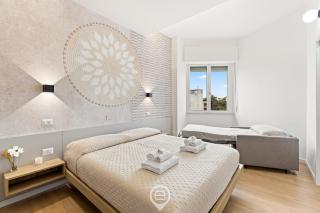 Essentia Boutique Rooms - 6