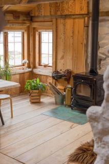 Hjá Lambasímun - driftwood cottage with a soul - 9