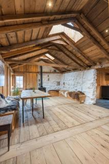 Hjá Lambasímun - driftwood cottage with a soul - 1