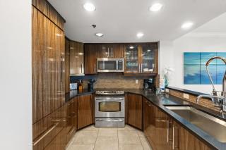 Sterling Shores Beach Resort by Panhandle Getaways - 4