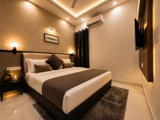 Ace Stayz - Boutique Hotel Sector 45, Noida - 7