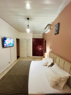 Western Suites - 6