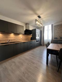 Tain centre -T3- wine themed apartment - 4