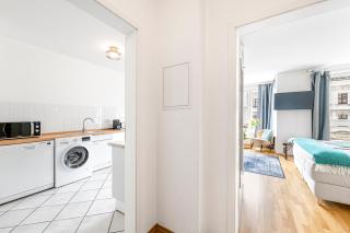 Stilvolles Studio in downtown Mitte, Boxspringbett, Balkon, Blick über Berlin auf den Himmel, zentrale Lage, Kiez vor der Haustür - 2